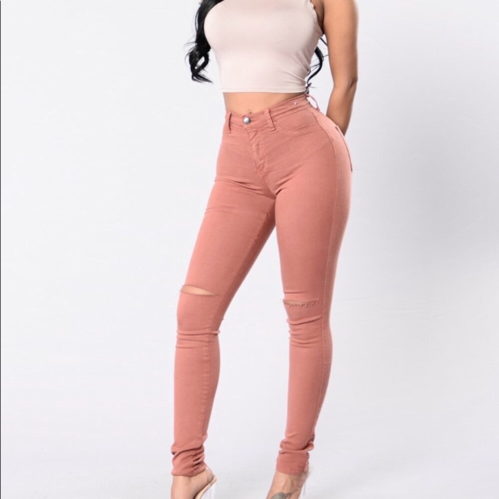 Fashion Nova Jeans ( High waisted )